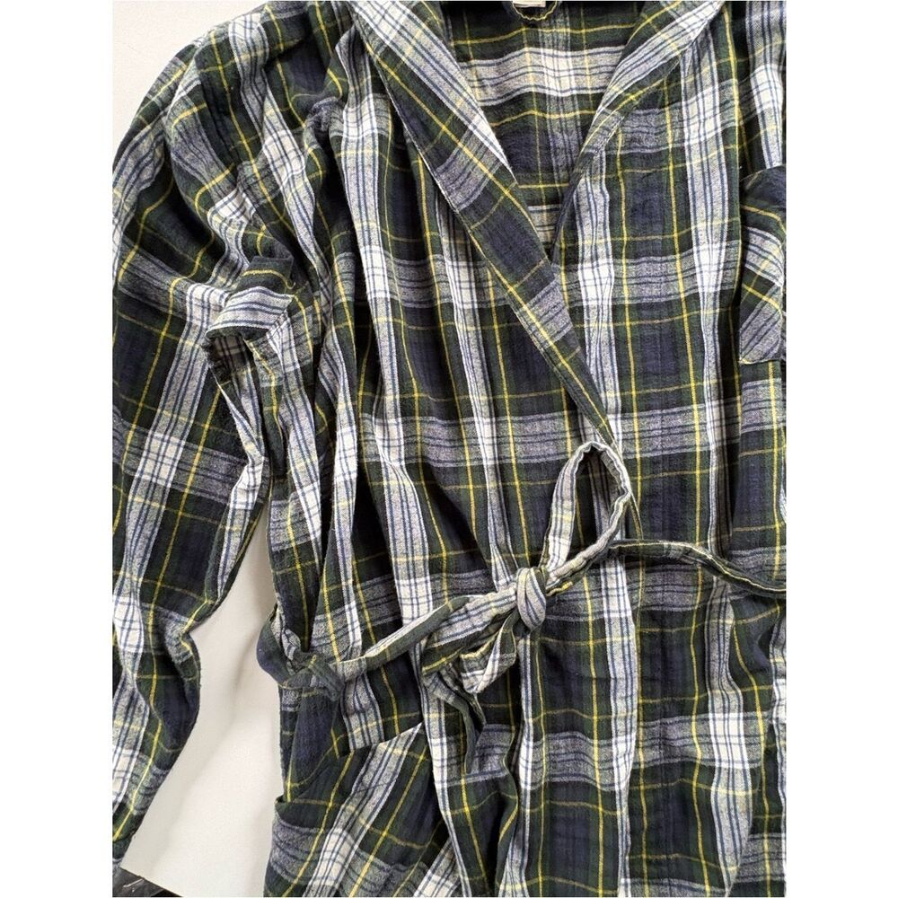 L.L. Bean Flannel Robe Large - Picture 7 of 13